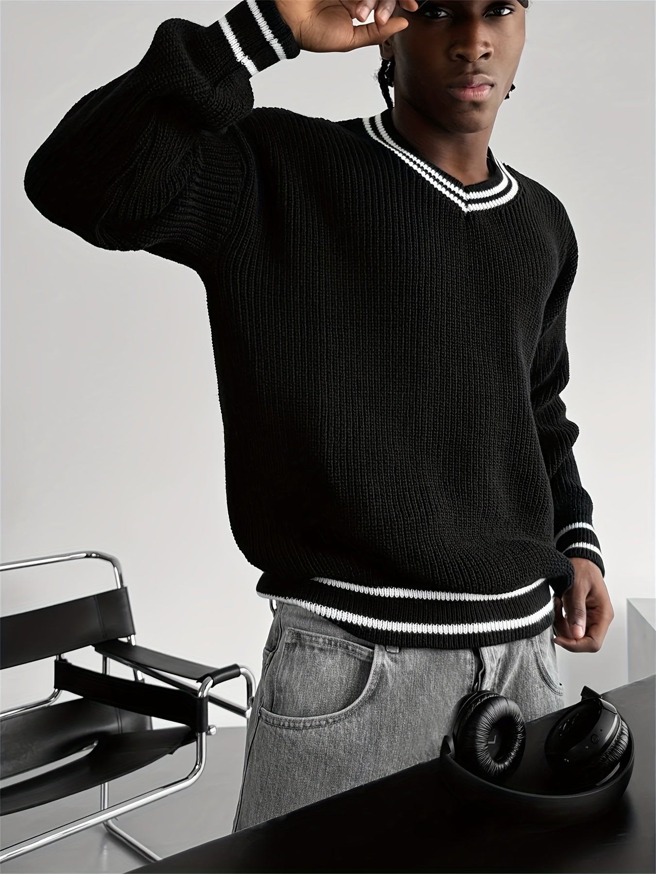 Men's Black & White V-Neck Sweater - Winter Warm Knit Sweater Jacket with Contrast Collar &, Casual Office School Commute Wear, Long Sleeve Button-Up Coat (No) for Fall\u002FWinter Layering