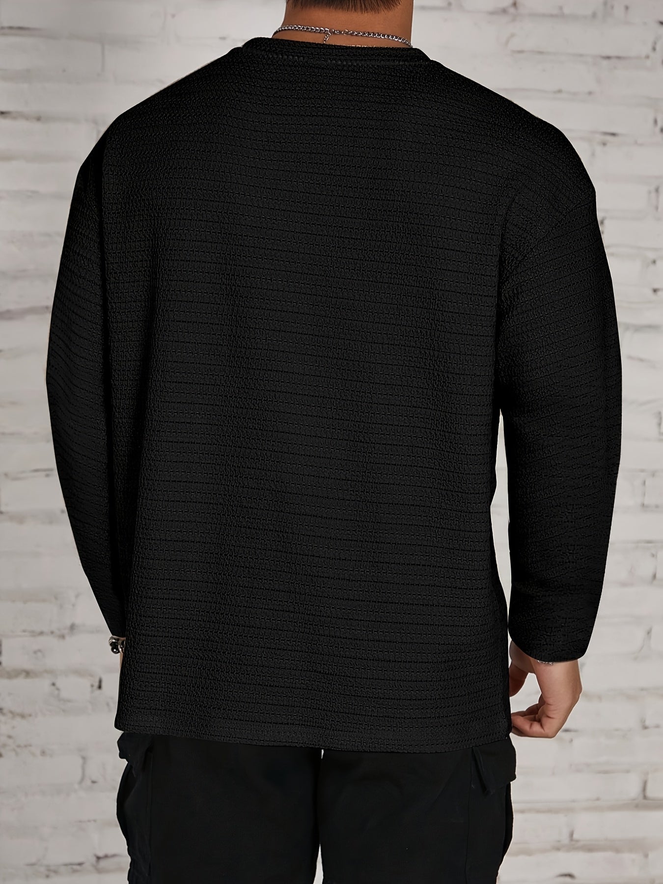 Men's Long-Sleeve T-Shirt - Solid Color Round Neck Casual Shirt, Breathable & Light Beige-Friendly, Spring\Autumn Layering Essential, Versatile for Dress Codes (Office to Smart-Casual), Machine Washable Regular Fit in Neutral Tones