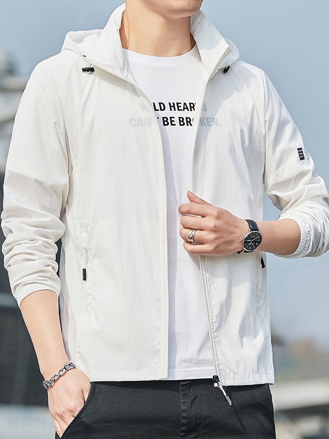 Men'S Light Hooded Cycling Jacket with Full-Zip Closure, Full-Zip Front & Zippered Pockets - Softshell Windproof & High Quality, Full-Zip Hooded Design for Cycling, Hiking, Gym - Lightweight Outdoor Jacket For Men, Hiking Gear, Casual Style