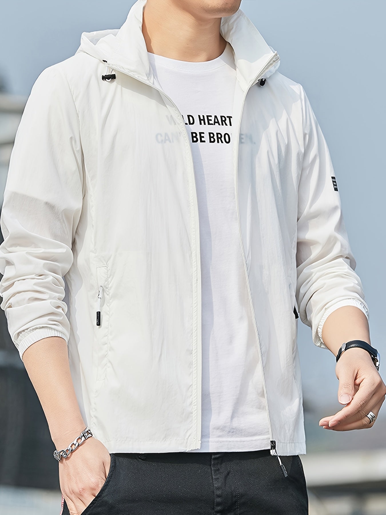 Men'S Light Hooded Cycling Jacket with Full-Zip Closure, Full-Zip Front & Zippered Pockets - Softshell Windproof & High Quality, Full-Zip Hooded Design for Cycling, Hiking, Gym - Lightweight Outdoor Jacket For Men, Hiking Gear, Casual Style