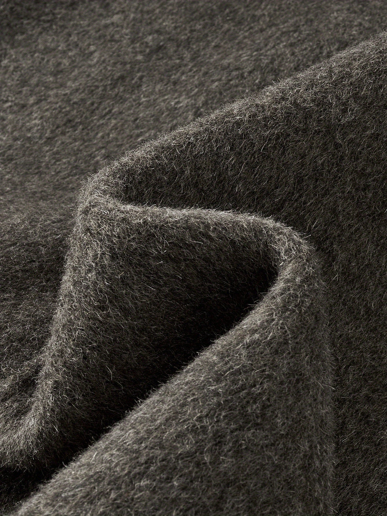 Men's Heavyweight 100% Wool Double-Breasted Coat - Winter Warm Collar & Notch Jacket, Full-Length Black Suit Outerwear for Formal\u002FCasual Events, Parties, Weddings (Dry Clean Only)